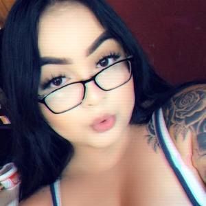 Meet your Posher, Josie